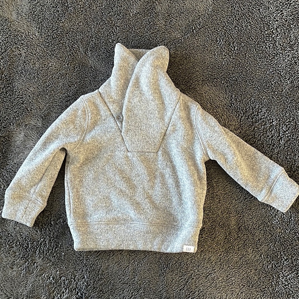 Grey pullover